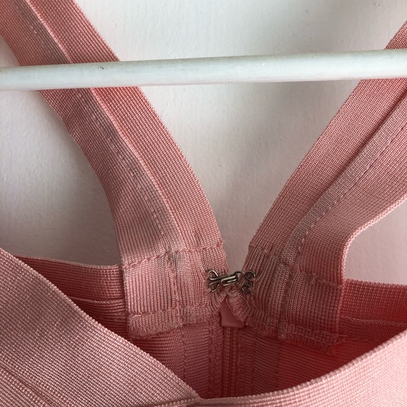 🌹BANDAGE TOP🌹 - Picture 3 of 6